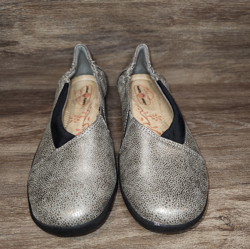 Earth Spirit Cloud Ease Womens Maci Shoe Flat Pewter Silver Vegan Leather Size 6